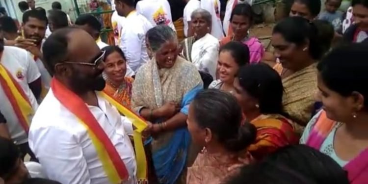 ಜನರ ಮಧ್ಯೆ ಇದ್ದು ಜನಸೇವೆ ಮಾಡುವ ಹಂಬಲ ಫೈಟರ್ ರವಿ; ಅಭಿಮತ