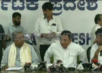 ಸರ್ಕಾರಿ ಅಧಿಕಾರಿಗಳ ಸೋಗಿನಲ್ಲಿ ಮತ ಮಾಹಿತಿಗೆ ಕನ್ನ: ಕಾಂಗ್ರೆಸ್ ಹೊಸ ಬಾಂಬ್