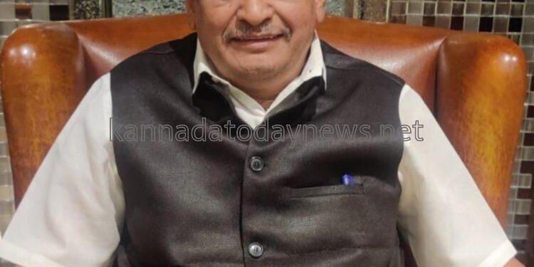 *ಶ್ರೀ ಚರಣ್ ಸಹಕಾರ ಬ್ಯಾಂಕ್ ನ ಸಂಸ್ಥಾಪಕ ಅಧ್ಯಕ್ಷರಾದ ಶ್ರೀ ಬಿ.ವಿ.ದ್ವಾರಕಾನಾಥ್ ಅವರ ಮುಡಿಗೆ “ಸಹಕಾರ ರತ್ನ” ಪ್ರಶಸ್ತಿ*