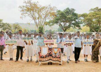 ಸಂವಿಧಾನವನ್ನು ಬದುಕಿಗಾಗಿ ಓದಿ:ಎಸ್.ಬಿ.ಹೆಳವರ