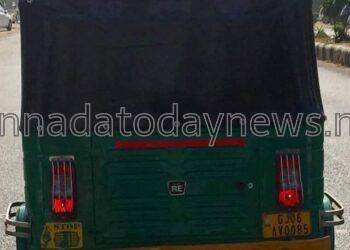 ಅಪ್ರಾಪ್ತ ವಿದ್ಯಾರ್ಥಿನಿಯನ್ನು ರಿಕ್ಷಾದಲ್ಲಿ ಕರೆದ್ಯೋದು ಅತ್ಯಾಚಾರ, ಅಪ್ರಾಪ್ತ ವಿದ್ಯಾರ್ಥಿನಿ ಗರ್ಭಿಣಿ- ಯುವಕರಿಬ್ಬರ ಬಂಧನ