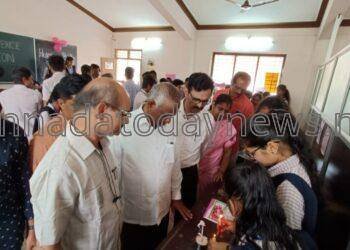 ವಾವ್ ಎನ್ನಿಸಿದ ವಿದ್ಯಾರ್ಥಿಗಳ ವಸ್ತು ಪ್ರದರ್ಶನ.