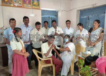 ಮೆದುಳು ಜ್ವರಕ್ಕೆ ಜಪಾನೀಸ್ ಎನ್ಸಿಫಲಾಟಿಸ್ ಲಸಿಕೆ ಅಭಿಯಾನ:ಶ್ರೀ ಗುರು ಮಂಟೇಶ್ವರ ಪ್ರೌಢ ಶಾಲೆಯ 1 ರಿಂದ 15 ವರ್ಷದ ಮಕ್ಕಳಿಗೆ ಲಸಿಕೆ