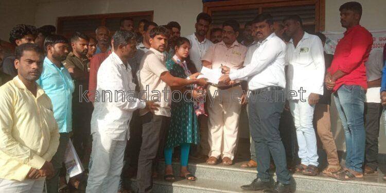 ಡಾ. ಶೈಲೇಶ್ ದೇವಾಡಿಗ ವಿರುದ್ದ ದುರುದ್ದೇಶದಿಂದ ದಾಖಲಿಸಿರುವ ಲೈಂಗಿಕ ದೌರ್ಜನ್ಯ ದ   ಪೋಕ್ಸೊ ಪ್ರಕರಣ ರದ್ದುಪಡಿಸಲು ಮನವಿ