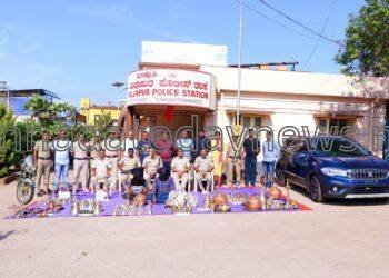 ಉತ್ತರ ಕನ್ನಡ, ಶಿವಮೊಗ್ಗ ಮತ್ತು ಹಾವೇರಿ ಈ ಮೂರು ಜಿಲ್ಲೆಗಳ 18 ಕಡೆಗಳಲ್ಲಿ ದೇವಸ್ಥಾನ, ಮನೆಗಳನ್ನು ಕಳ್ಳತನ ಹಾವೇರಿ ಪ್ರಾಥಮಿಕ ಶಾಲೆ ಶಿಕ್ಷಕ , ಖತರ್ನಾಕ್ ಕಳ್ಳ ವಸಂತ ಬಂಧನ