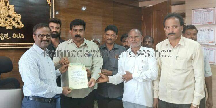 ಜ. ೭ ಶಿರಸಿ ಸಿಸಿಎಫ್ ಕಚೇರಿಗೆ ಮುತ್ತಿಗೆ; ಒಕ್ಕಲೆಬ್ಬಿಸುವ ಜಿಪಿಎಸ್ ಮಾನದಂಡ ಕೈಬೀಡಿ- ರವೀಂದ್ರ ನಾಯ್ಕ.