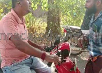 ಭಟ್ಕಳ್ದಲ್ಲಿ ಅಕ್ರಮ ಮಣ್ಣು ಸಾಗಾಟ ಲಾರಿ ಮೇಲೆ ತಹಶೀಲ್ದಾರ್ ದಾಳಿ- ಸುದ್ದಿ ಬಿತ್ತರಿಸಿದ ವೆಬ್ ಪೋರ್ಟಲ್ ಸಂಪಾದಕ ಜೇವೋತ್ತಮ ಪೈ ಗೆ ಅರೋಪಿಗಳಿಂದ ಜೀವ ಬೆದರಿಕೆ , ಹಲ್ಲೆಗೆ ಯತ್ನ, ಪೊಲೀಸರಿಂದ ಪ್ರಕರಣ ದಾಖಲು