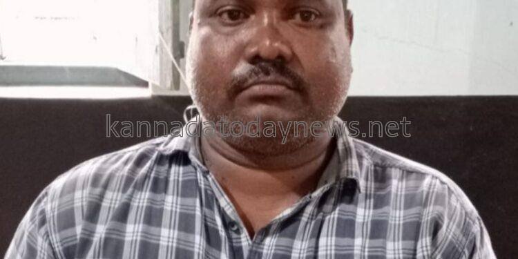 ಲಂಚ ಸ್ವೀಕರಿಸುತ್ತಿದ್ದಾಗ ಲೋಕಾಯುಕ್ತದ ಬಲೆಗೆ ಬಿದ್ದ ಕಡು ಭ್ರಷ್ಟ ಗ್ರಾಮಲೆಕ್ಕಾಧಿಕಾರಿ ಲಂಚಬಾಕ ಹರೀಶ್