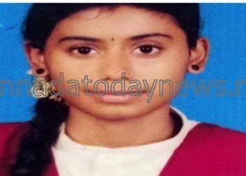 ಸುಳ್ಯ ಹಾಸ್ಟೆಲ್‌ನಲ್ಲಿ ಬೆಂಗಳೂರು ಮೂಲದ ವಿದ್ಯಾರ್ಥಿನಿಯೊಬ್ಬಳು ನೇಣು ಬಿಗಿದುಕೊಂಡು ಆತ್ಮಹತ್ಯೆ