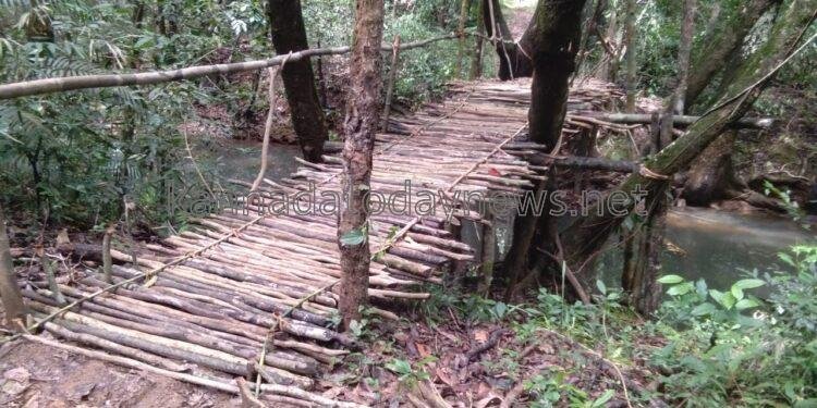 ಉತ್ತರ ಕನ್ನಡ ಗುಡ್ಡಗಾಡು ಜಿಲ್ಲೆ; ೫೦೦ ಕಾಲುಸಂಕ ಮಂಜೂರಿ ಘೋಷಣೆಗೆ ಒತ್ತಾಯ- ರವೀಂದ್ರ ನಾಯ್ಕ.