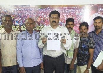 ಅರಣ್ಯ ಹಕ್ಕು ಕಾಯಿದೆ ಅಡಿಯಲ್ಲಿ ಅರ್ಜಿ; ಅಧಿಭೋಗದಲ್ಲಿರುವ ಅರಣ್ಯ ಜಮೀನಿನಿಂದ ಒಕ್ಕಲೆಬ್ಬಿಸಲಾರೆವು _ ಅರಣ್ಯ ಸಂರಕ್ಷಣಾಧಿಕಾರಿಯಿAದ ಹೋರಾಟಗಾರರ ವೇದಿಕೆಗೆ ಲಿಖಿತ ಉತ್ತರ.