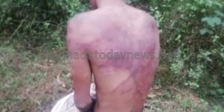 ಹಿಂದೂ ಹುಡುಗಿಯೊಂದಿಗೆ ಸುತ್ತಾಡುತ್ತ , ಮಜಾ ಮಜಾ ಉಡಾಯಿಸಿತ್ತಿದ್ದ ಮುಸ್ಲಿಂ ಹುಡುಗನಿಗೆ ಸಾರ್ವಜನಿಕರಿಂದ ಥಳಿತ- ಲವ್ ಜಿಹಾದ್ ಶಂಕೆ ?