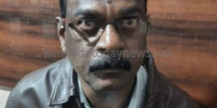 ಲಂಚ ಪಡೆಯುತ್ತಿದ್ದ ವೇಳೆ ರೆಡ್ ಹ್ಯಾಂಡ್ ಆಗಿ ಲೋಕಾಯುಕ್ತ ಬಲೆಗೆ ಬಿದ್ದ ಕಡು ಭ್ರಷ್ಟ ಬಿಬಿಎಂಪಿ ಕಂದಾಯ ಅಧಿಕಾರಿ ವಸಂತ
