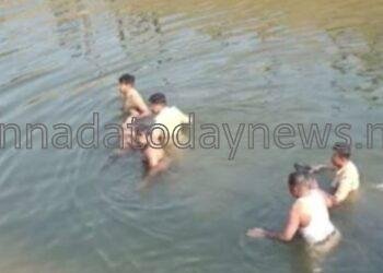 ಬಟ್ಟೆ ತೊಳೆಯಲು ಕಾಲುವೆಗಿಳಿದ ಇಬ್ಬರು ಬಾಲಕರು ನೀರಿನಲ್ಲಿ ಮುಳುಗಿ ಸಾವು