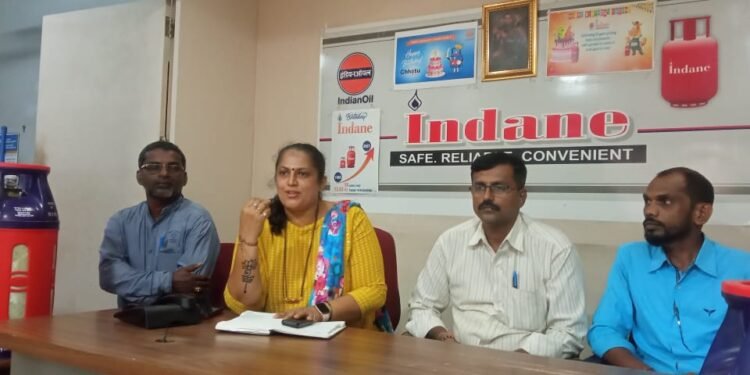 ರಂಜನ್ ಇಂಡೆನ್ ಗ್ಯಾಸ್ ಏಜೆನ್ಸಿ ಭಟ್ಕಳ ಇವರ ನೇತೃತ್ವದಲ್ಲಿ ಫೆ. 18 ರಂದು ಮಹಾಶಿವರಾತ್ರಿಯ ಪ್ರಯುಕ್ತ ಮುರುಡೇಶ್ವರ ದೇವಸ್ಥಾನಕ್ಕೆ 13 ನೆ ವರ್ಷದ ಪಾದಯಾತ್ರೆ ಆಯೋಜನೆ