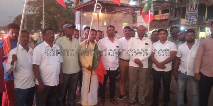 ಭಾರತದ ಈಶಾನ್ಯ ರಾಜ್ಯಗಳಾದ ತ್ರಿಪುರ,ನಾಗಾಲ್ಯಾಂಡ್ ಮೇಘಾಲಯಗಳ ಚುನಾವಣೆಯಲ್ಲಿ ಬಿಜೆಪಿ ಅಭೂತ ಪೂರ್ವ ಗೆಲುವು- ಭಟ್ಕಳ ಬಿಜೆಪಿ ಘಟಕದಿಂದ ಸಂಭ್ರಮಾಚರಣೆ