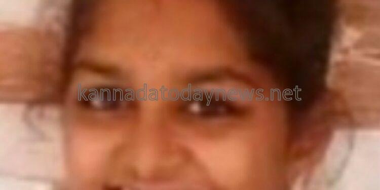 ದ್ವಿತೀಯ ಪಿಯುಸಿ ವಿದ್ಯಾರ್ಥಿನಿ ನೇಣು ಬಿಗಿದುಕೊಂಡು ಆತ್ಮಹತ್ಯೆ