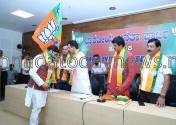 ಮಾಜಿ ಸಿಎಂ ದಿ.ರಾಮಕೃಷ್ಣ ಹೆಗಡೆ ದೊಡ್ಮನೆ ಮೊಮ್ಮಗ, ಶಶಿಭೂಷಣ ಹೆಗಡೆ ದೊಡ್ಮನೆ ಬಿಜೆಪಿಗೆ ಸೇರ್ಪಡೆ