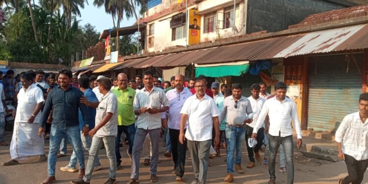 ಭಟ್ಕಳ ನಗರದಲ್ಲಿ ಭರ್ಜರಿ ಮತಬೇಟೆ ಆರಂಭಿಸಿದ ಭಟ್ಕಳ ಜೆಡಿಎಸ್ ಅಭ್ಯರ್ಥಿ , ಹೈಕೋರ್ಟ್ ವಕೀಲರಾದ ನಾಗೇಂದ್ರ ನಾಯ್ಕ