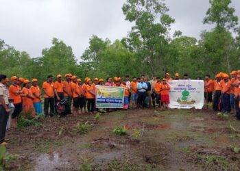 ಶ್ರೀ ಕ್ಷೇತ್ರ ಧರ್ಮಸ್ಥಳ ಗ್ರಾಮಾಭಿವೃದ್ಧಿ ಯೋಜನೆ ಭಟ್ಕಳ ತಾಲೂಕು ಶೌರ್ಯ ವಿಪತ್ತು ನಿರ್ವಹಣಾ ಘಟಕ ಹಾಗೂ ಅರಣ್ಯ ಇಲಾಖೆ ಭಟ್ಕಳ ಇವರ ಸಹಯೋಗದೊಂದಿಗೆ ಸಸಿ ನಾಟಿ ಕಾರ್ಯಕ್ರಮ