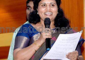 ಉತ್ತರ ಕನ್ನಡ ಜಿಲ್ಲಾಧಿಕಾರಿ ಗಂಗೂಬಾಯಿ ರಮೇಶ ಮನಕರ್ ನಿಯೋಜನೆ