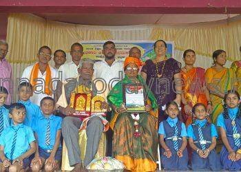 ಭಟ್ಕಳ ತಾಲೂಕಿನ ಸರಕಾರಿ ಕಿರಿಯ ಪ್ರಾಥಮಿಕ ಶಾಲೆ ಹಾಕೋಡ್ಲು ಇದರ ಮುಖ್ಯಶಿಕ್ಷಕಿ ಜಯಮ್ಮ. ಟಿ.ಮಂಡ್ಯ ಇವರಿಗೆ ಅದ್ದೂರಿಯಾಗಿ ಬೀಳ್ಕೊಡುಗೆ