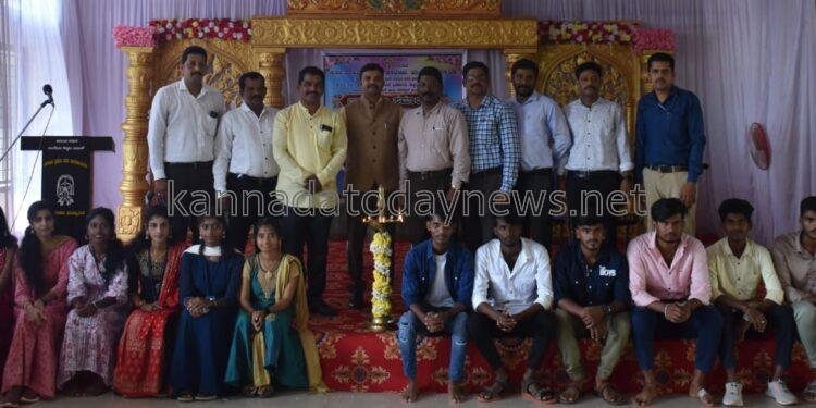 ವಿದ್ಯಾರ್ಥಿಗಳು ತಮ್ಮೊಳಗಿನ ಆಸಕ್ತಿ, ಸಾಮರ್ಥ್ಯವನ್ನು ಗುರುತಿಸಿಕೊಂಡು ಯಶಸ್ಸು ಸಾಧಿಸಬೇಕು- ಗಂಗಾಧರ ನಾಯ್ಕ.