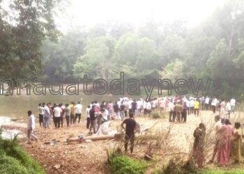 ಶಿರಸಿ ತಾಲೂಕಿನ ಸಹಸ್ರಲಿಂಗ ಸಮೀಪದ ದೊಡ್ಡಬೈಲು ಬಳಿ ಕೆರೆಯಲ್ಲಿ ಈಜಲು ತೆರಳಿದ 5 ಜನ ನೀರುಪಾಲು