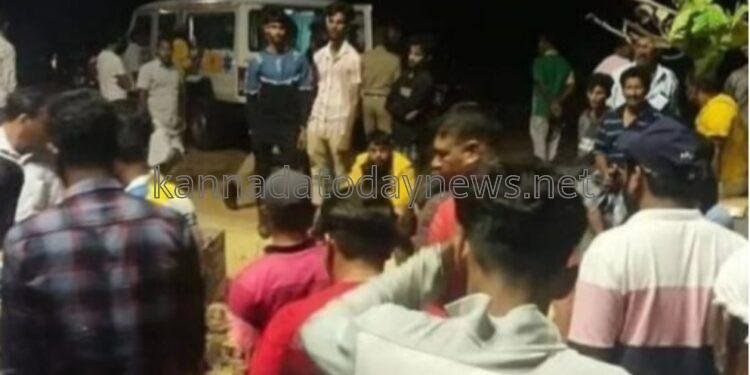 ಮೀನುಗಾರಿಕೆಗೆ ತೆರಳಿ ವೇಳೆ ದೋಣಿ ಮಗುಚಿ ಇಬ್ಬರು ಮೀನುಗಾರರು ಸಾವು