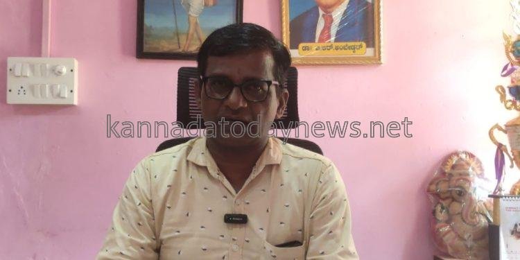 ಮಾ.25ರಿಂದ ಎಸ್.ಎಸ್.ಎಲ್.ಸಿ ಪರೀಕ್ಷೆಗೆ ಭಟ್ಕಳಸಜ್ಜು- ಬಿಇಓ ವಿ.ಡಿ.ಮೊಗೇರ್ ೧೧೭೯ ಗಂಡು, ೧೧೫೭ ಹೆಣ್ಣು ಸೇರಿದಂತೆ ಒಟ್ಟು೨೩೩೬ ವಿದ್ಯಾರ್ಥಿಗಳು