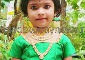 ದೇವಸ್ಥಾನದ ವಾರ್ಷಿಕ ಉತ್ಸವದ ಸಂದರ್ಭದಲ್ಲಿ ರಥ ಎಳೆಯುವ ವೇಳೆ ಐದು ವರ್ಷದ ಮಗುವೊಂದು ರಥದ ಚಕ್ರದಡಿ ಸಿಲುಕಿ ಸಾವು