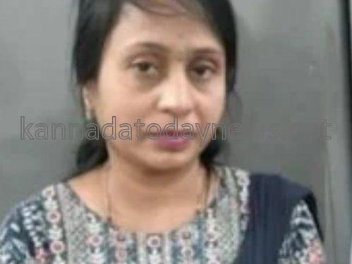 ಲಂಚ ಸ್ವೀಕರಿಸುವಾಗ ರೆಡ್ ಹ್ಯಾಂಡ್ ಆಗಿ ಲೋಕಾಯುಕ್ತ ಬಲೆಗೆ ಬಿದ್ದ ಲಂಚಬಾಕ ಭ್ರಷ್ಟ ಅಧಿಕಾರಿ ಬಿ.ಅನ್ನಪೂರ್ಣ ಮತ್ತು ಭ್ರಷ್ಟ ಎಸ್‌ಡಿಎ ಲಕ್ಕಪ್ಪ