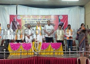 ಭಾರತೀಯ ಜನತಾ ಪಾರ್ಟಿ ಭಟ್ಕಳ ಮಂಡಲ*ವತಿಯಿಂದ ನೂತನ ಸಂಸದರಾದ ಸನ್ಮಾನ್ಯ ಶ್ರೀ ವಿಶ್ವೇಶ್ವರ ಹೆಗಡೆ ಕಾಗೇರಿ ಅವರಿಗೆ ಸನ್ಮಾನ