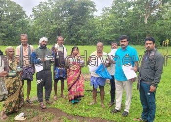 ಬಡ ಅತಿಕ್ರಮಣದಾರರ ಮೇಲೆ ಮರುಕಳಿಸಿದ ಅರಣ್ಯ ಸಿಬ್ಬಂದಿಗಳ ದೌರ್ಜನ್ಯ- ಸಿಬ್ಬಂದಿ ಮೇಲೆ ಕ್ರಮಕ್ಕೆ ರವಿ ನಾಯ್ಕ ಆಗ್ರಹ