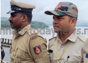 ಕಾರವಾರದ ಕಾಳಿ ನದಿಯ ಸೇತುವೆ ಕುಸಿದ ವೇಳೆ ಸಮಯಪ್ರಜ್ಞೆಯಿಂದ ಕರ್ತವ್ಯ ನಿರ್ವಹಿಸಿದ ಪೊಲೀಸ್ ಸಿಬ್ಬಂದಿ- ತಪ್ಪಿದ ದೊಡ್ಡ ದುರಂತ