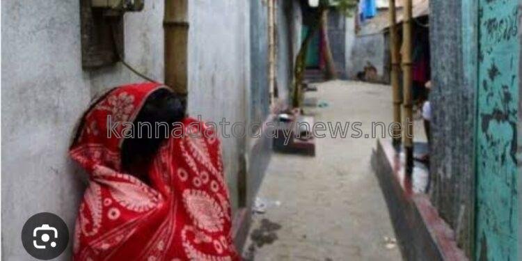 ಮುರುಡೇಶ್ವರದಲ್ಲಿ ವೆಶ್ಯಾವಾಟಿಕೆ ನಡೆಸುತ್ತಿದ್ದ ಲಾಡ್ಜ್ ಮೇಲೆ ಪೊಲೀಸರ ದಾಳಿ – ನಾಲ್ವರ ಬಂಧನ