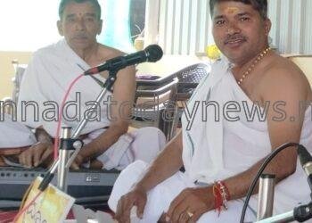 ಚಿಕ್ಕಮಗಳೂರು ಜಿಲ್ಲೆಯ ಶಕಟಪುರ ದಲ್ಲಿ ಭಕ್ತಿಯ ಸಿಂಚನಗೈದ ಉಮೇಶ ಮುಂಡಳ್ಳಿ ಗಾಯನ