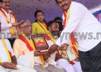 ನಿವೃತ್ತ ಶಿಕ್ಷಕ, ಸಹಕಾರಿ ಧುರೀಣ, ಸಮಾಜ ಸೇವಕ ಡಿ.ಬಿ.ನಾಯ್ಕ ಅವರಿಗೆ ಭಟ್ಕಳ ತಾಲೂಕಾ ರಾಜ್ಯೋತ್ಸವ ಪ್ರಶಸ್ತಿ