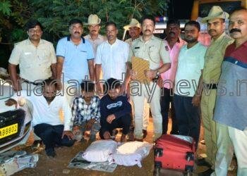 ಭಟ್ಕಳ ನಗರದಲ್ಲಿ 9 ಕೆಜಿ ಗಾಂಜಾ ಮಾರಾಟಕ್ಕೆ ಪ್ರಯತ್ನಿಸುತ್ತಿದ್ದ ಮೂವರನ್ನು ಹೆಡೆಮುರಿ ಕಟ್ಟಿದ ಭಟ್ಕಳ ನಗರ ಠಾಣೆಯ ಪೊಲೀಸರು