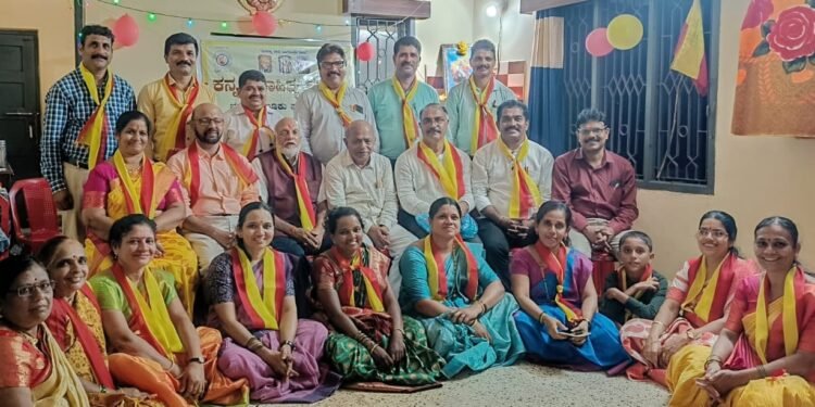 ಮನೆ ಮನಗಳಲ್ಲಿ ಸಾಹಿತ್ಯದ ಕಂಪನ್ನು ಪಸರಿಸಲು ಮನೆಯಂಗಳದಲ್ಲಿ ಕಾವ್ಯೋತ್ಸವ ಕಾರ್ಯಕ್ರಮ ಪರಿಣಾಮಕಾರಿ : ಬೇತಾಳ ಮಹಾಲೆ.