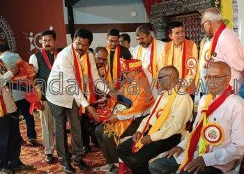 ಉತ್ತರ ಕನ್ನಡ ಜಿಲ್ಲಾ ಸಾಹಿತ್ಯ ಸಮ್ಮೇಳನದಲ್ಲಿ ಸಮಾಜಸೇವೆಗಾಗಿ ಎಂ.ಆರ್.ನಾಯ್ಕ ಅವರಿಗೆ ಸನ್ಮಾನ