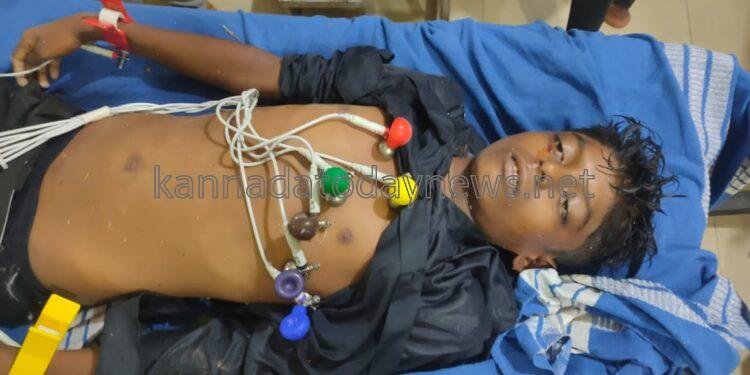 ಕೊಪ್ಪಳ ಜಿಲ್ಲೆಯ ಯಲಬುರ್ಗದಿಂದ ಶೈಕ್ಷಣಿಕ ಪ್ರವಾಸಕ್ಕಾಗಿ ಆಗಮಿಸಿದ್ದ ವಿದ್ಯಾರ್ಥಿ ಭಟ್ಕಳದಲ್ಲಿ ಬಾವಿಗೆ ಬಿದ್ದು ಸಾವು