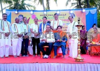 ಅಧ್ಯಾತ್ಮ ರಹಸ್ಯ ಮಾಸಪತ್ರಿಕೆ ಹುಟ್ಟು ಹಾಕುತ್ತಿದೆ ವಿಭಿನ್ನ ರಹಸ್ಯ: ಶ್ರೀ ಶ್ರೀ ಶ್ರೀ ವೇಧವರ್ಧನ ಶ್ರೀ ಪಾದಂಗಳವರ ಆಶೀರ್ವಚನ…!!