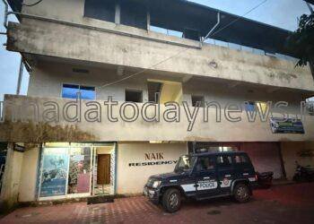 ಮುರುಡೇಶ್ವರದ `ನಾಯಕ್ ರೆಸಿಡೆನ್ಸಿ’ ಲಾಡ್ಜ್ ಲ್ಲಿ ವೇಶ್ಯಾವಾಟಿಕೆ ದಂಧೆ : ದಾಳಿ ನಡೆಸಿ ಮೂವರನ್ನು ಅರೆಸ್ಟ್ ಮಾಡಿದ ಪೊಲೀಸರು