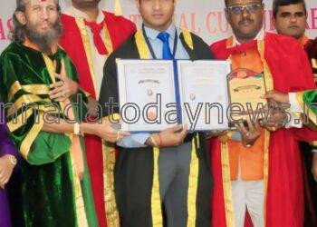 ಕುಂದಾಪುರದ ತಾಲೂಕಿನ ಹೆಮ್ಮೆಯ ಅಂತರಾಷ್ಟ್ರೀಯ ಪವರ್ ಲಿಪ್ಟರ್ ಕ್ರೀಡಾಪಟು ಸತೀಶ್ ಖಾರ್ವಿ ಅವರಿಗೆ ಗೌರವ ಡಾಕ್ಟರೇಟ್ ಪದವಿ