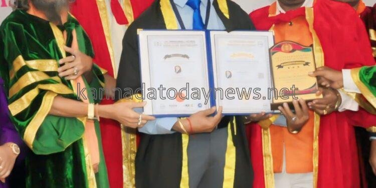 ಕುಂದಾಪುರದ ತಾಲೂಕಿನ ಹೆಮ್ಮೆಯ ಅಂತರಾಷ್ಟ್ರೀಯ ಪವರ್ ಲಿಪ್ಟರ್ ಕ್ರೀಡಾಪಟು ಸತೀಶ್ ಖಾರ್ವಿ ಅವರಿಗೆ ಗೌರವ ಡಾಕ್ಟರೇಟ್ ಪದವಿ