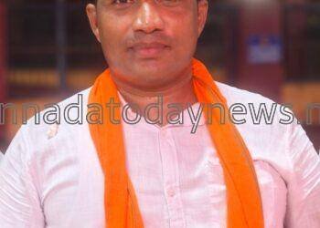 ಭಟ್ಕಳ ನಗರ ಭಾಗದ ರಾಜಾಂಗಣದಲ್ಲಿರುವ ಪುರಾತನ ಇತಿಹಾಸ ಹೊಂದಿರುವ ಮೀನು ಮಾರುಕಟ್ಟೆಯನ್ನು ಯಾವುದೇ ಕಾರಣಕ್ಕೂ ಸ್ಥಳಾಂತರ ಮಾಡಬಾರದು: ಪುರಸಭಾ ಮಾಜಿ ಸದಸ್ಯ ಶ್ರೀಕಾಂತ.ನಾಯ್ಕ ಗುಡಗು