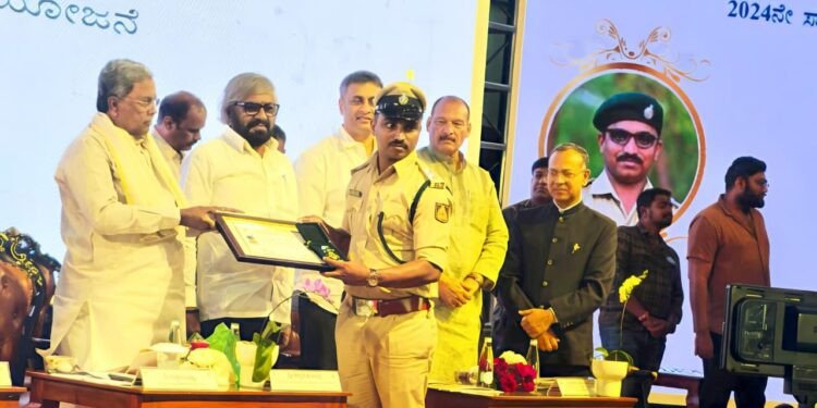 ಭಟ್ಕಳ ಮೂಲದ ಉಪವಲಯ ಅರಣ್ಯಾಧಿಕಾರಿ ಪ್ರದೀಪ್ ಎಂ ನಾಯ್ಕ್ ಅವರಿಗೆ” ಅರಣ್ಯ ಇಲಾಖೆಯ 2024 ನೇ ಸಾಲಿನ ಮುಖ್ಯಮಂತ್ರಿಗಳ ಪದಕ “