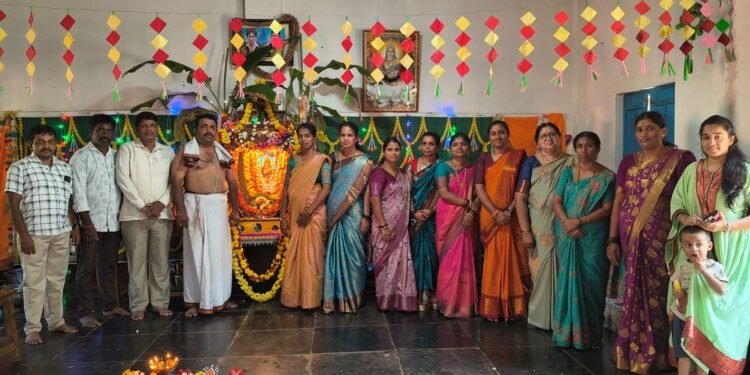 ಭಟ್ಕಳದ ಸರ್ಕಾರಿ ಹೆಣ್ಣು ಮಕ್ಕಳ ಶಾಲೆಯಲ್ಲಿ ಭಕ್ತಿಭಾವದಿಂದ ನೆರವೇರಿದ ಶಾರದಾ ಪೂಜೆ