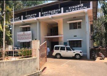 ಭಟ್ಕಳದಲ್ಲಿ ನಶೆಯಲ್ಲಿದ್ದ ವ್ಯಕ್ತಿಯಿಂದ ಚಾಕು ದಾಳಿ: ಮಂಜುನಾಥ ನಾಯ್ಕ ಗಂಭೀರ ಗಾಯ